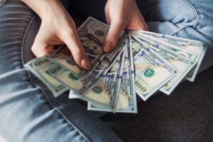 hong kong outsourced salary calculation